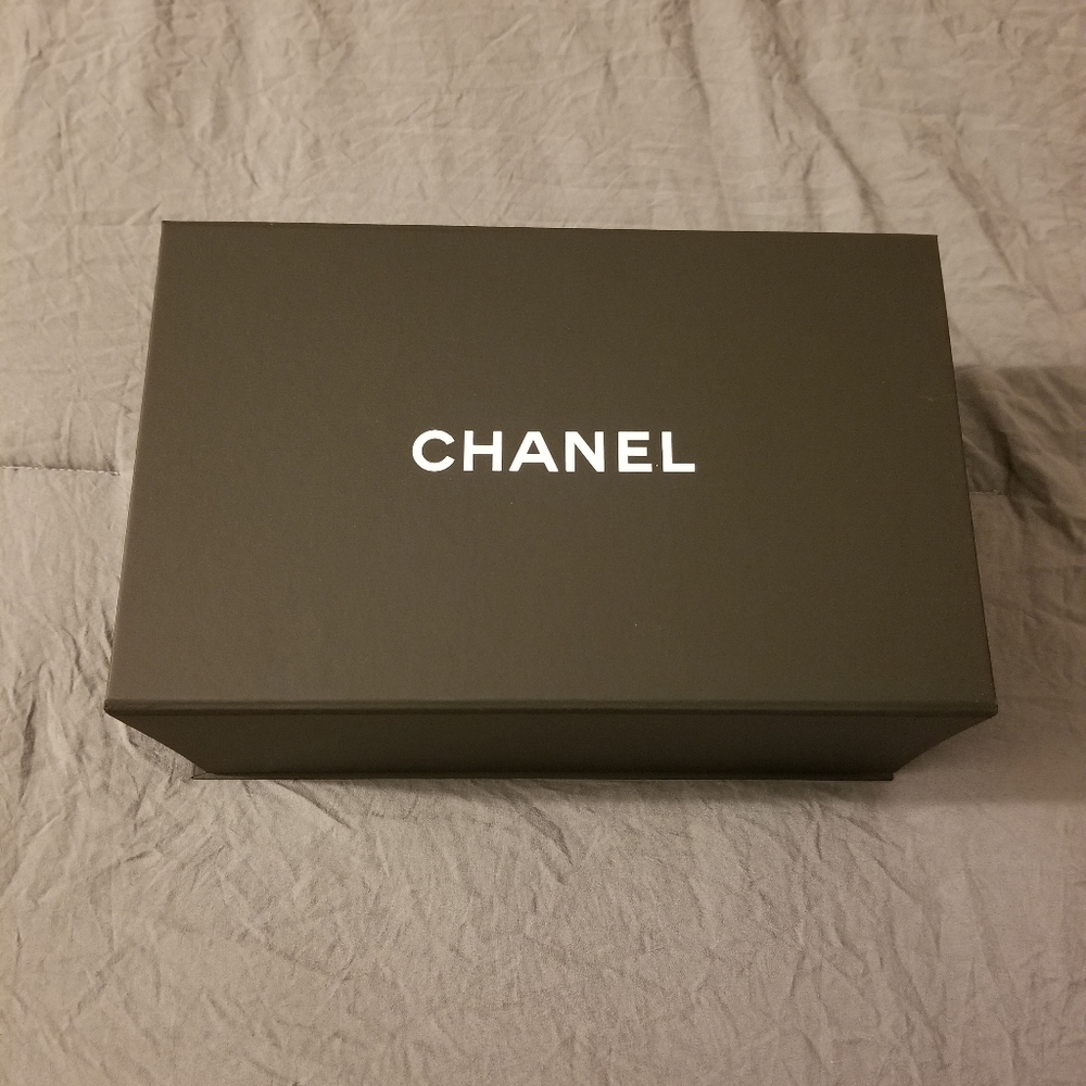 Chanel leathergood box